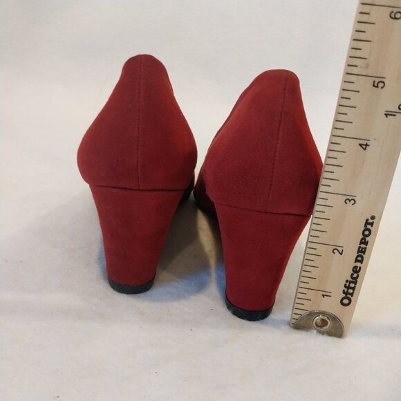 Stuart Weitzman Wedges Shoes Womens 7.5 Choke Up Burgundy Red Suede Pointed Toe, - Picture 6 of 11